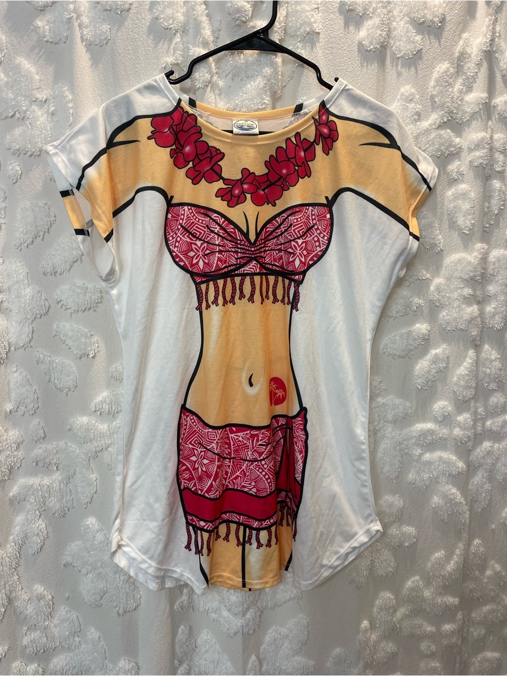 Vintage Y2K Hawaiian hula girl bikini cotton tee